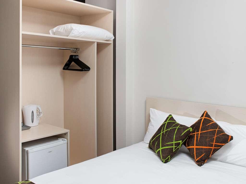Ibis Styles Kingsgate Hotel Мельбурн Номер фото