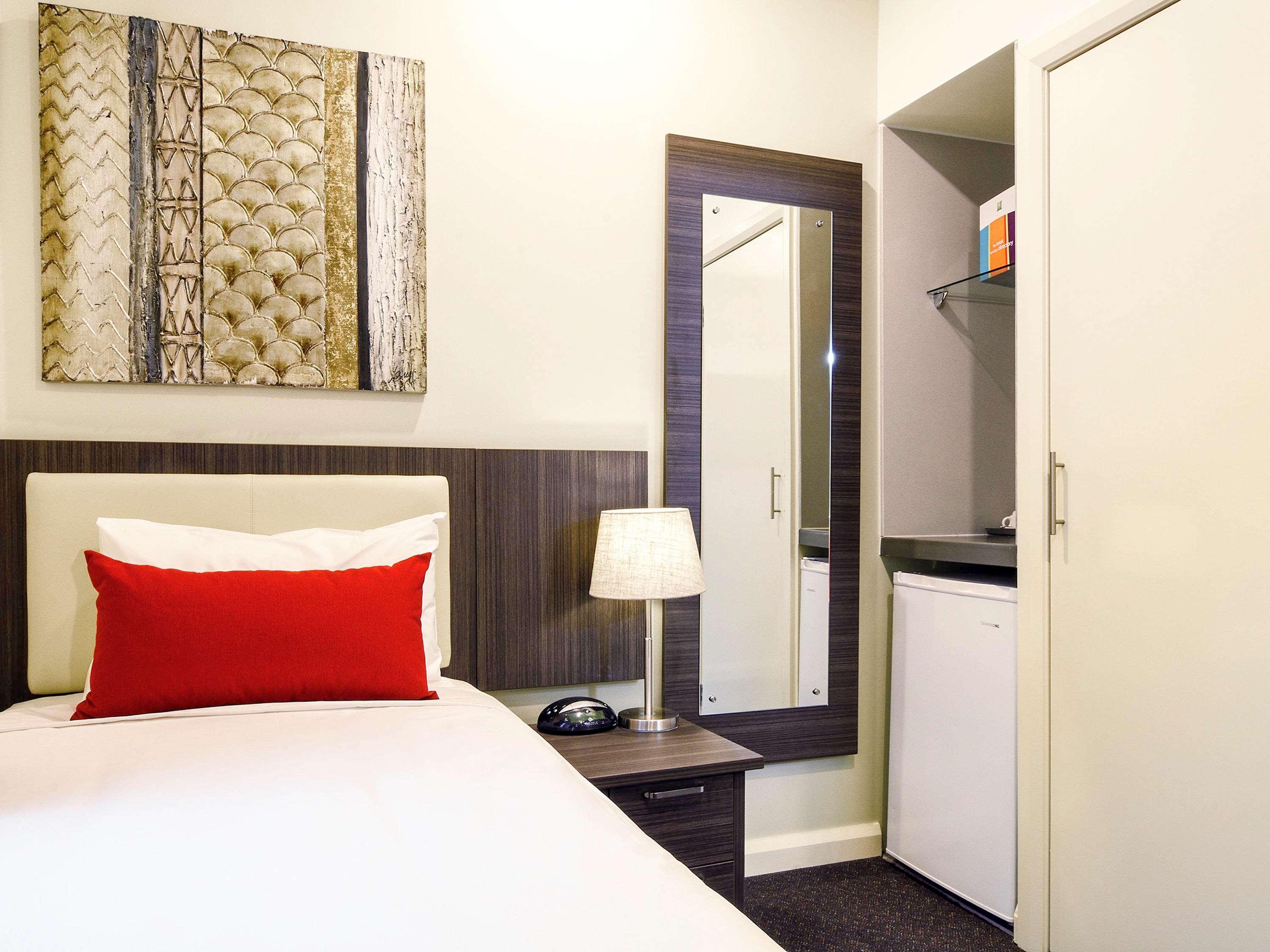 Ibis Styles Kingsgate Hotel Мельбурн Экстерьер фото